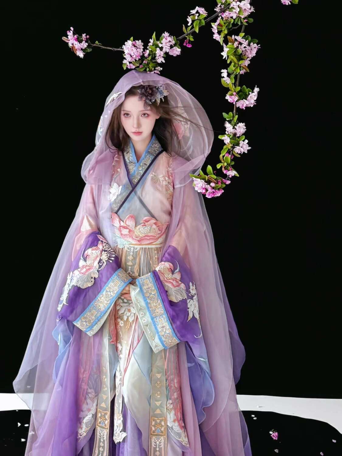새로운 Fiesta Carnival 할로윈 Cos 코스 - Robe Silk Women 리뷰 및 가격